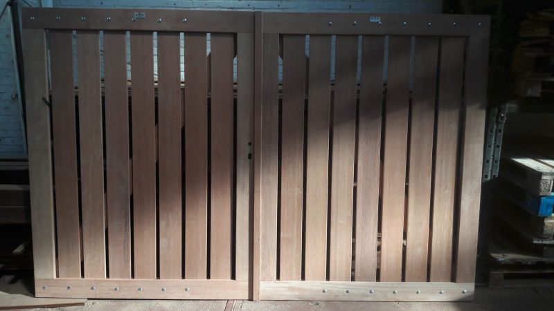 Belmonte Robuust Semi Privacy Dubbele poort "BANGKIRAI" 300x180cm Maatwerk mogelijk!!