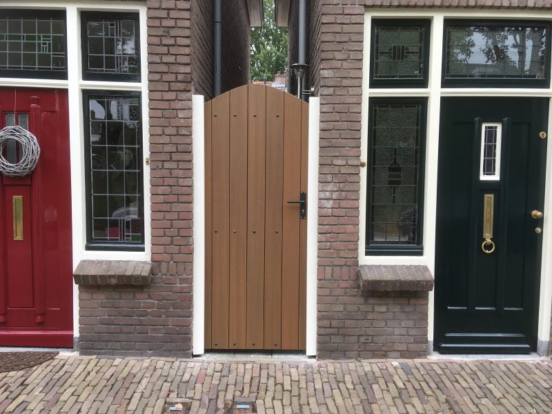 WPC Fiberdeck enkele tuinpoort 100x200cm "maatwerk mogelijk"  verkrijgbaar in 5 kleuren