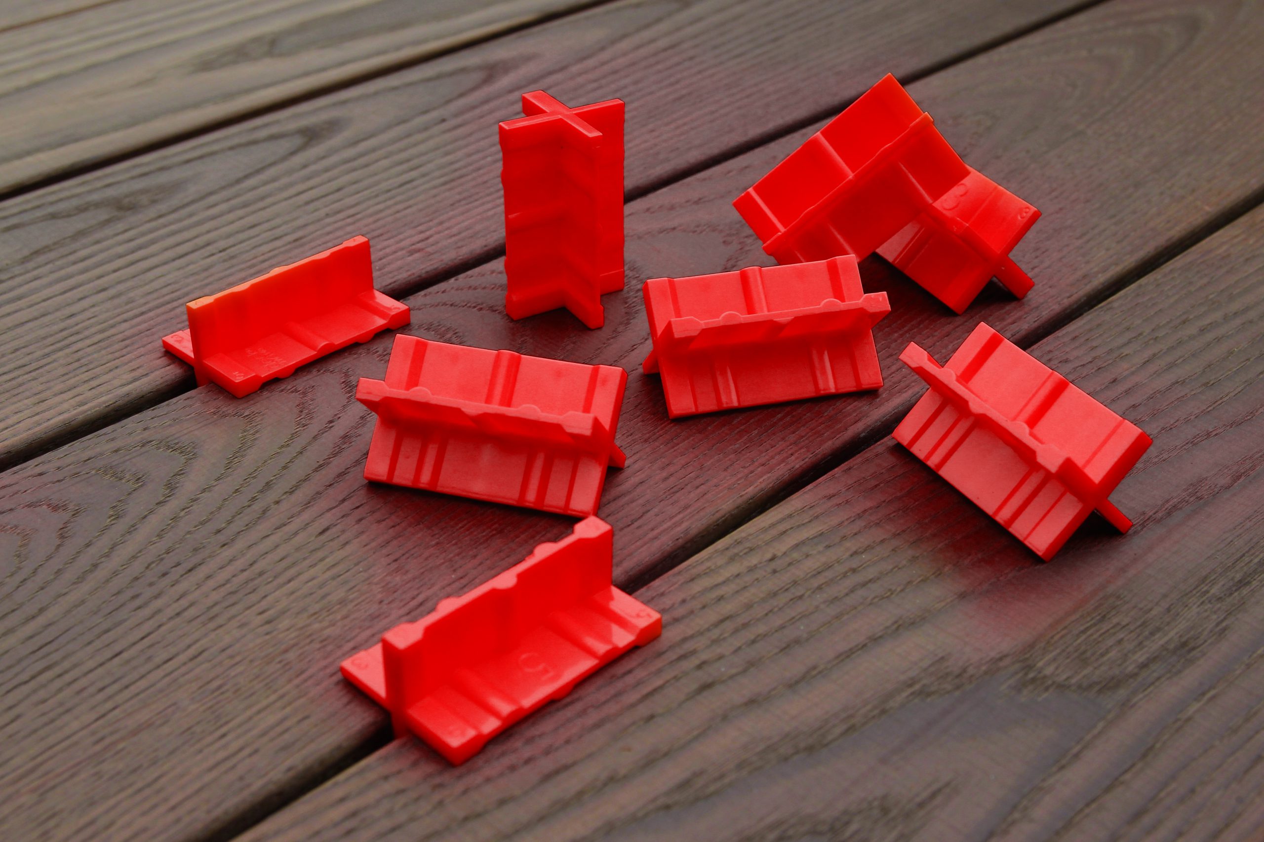 Cobra Airspacer set met 100 airspacers + 4 deckspacers(afstandhouder voor 3/4/5/6mm voegbreedte)