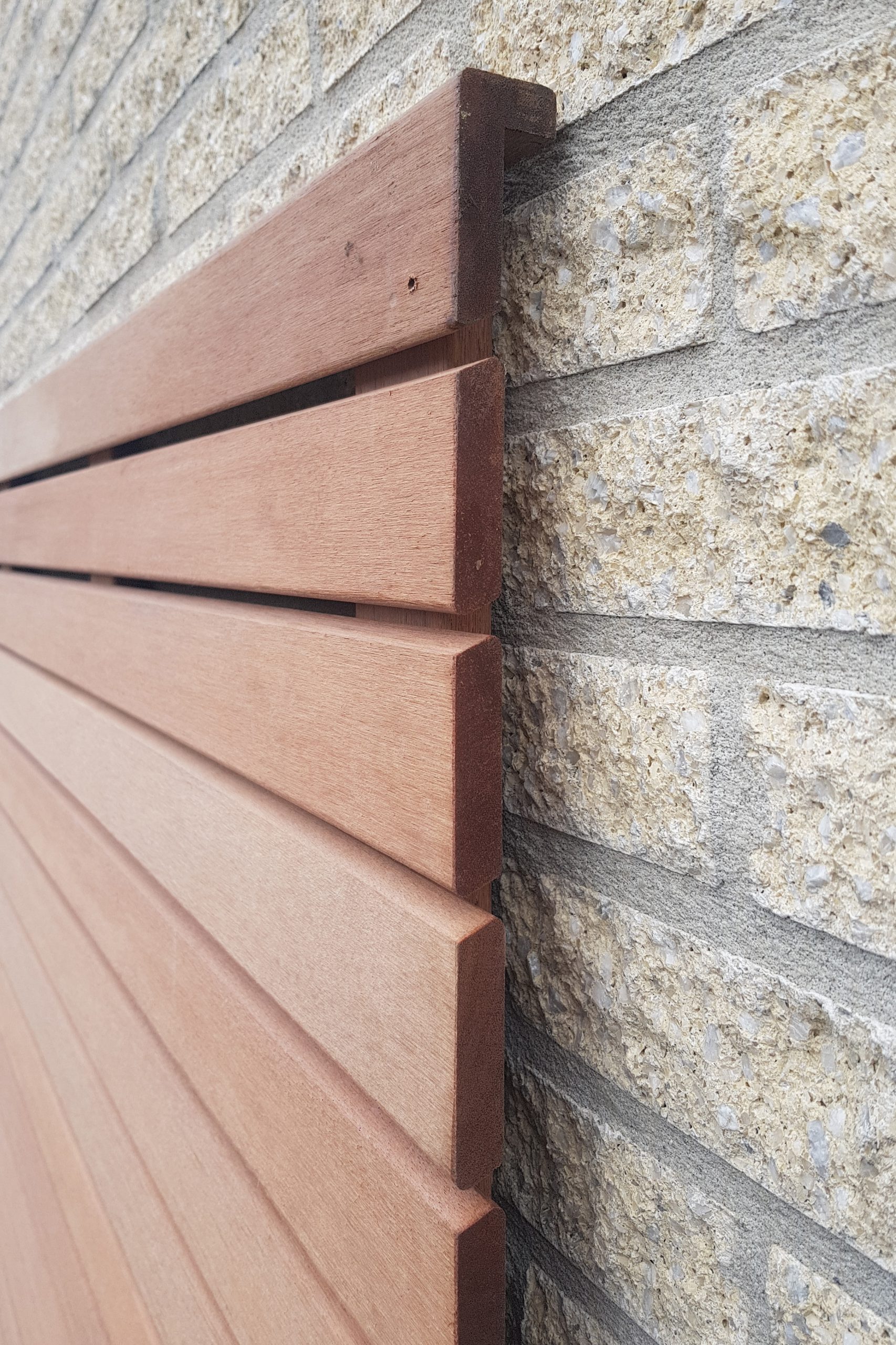 Hardhouten tuinscherm Modern 180x180cm Rhombus lamellen 13x65mm scherm 51