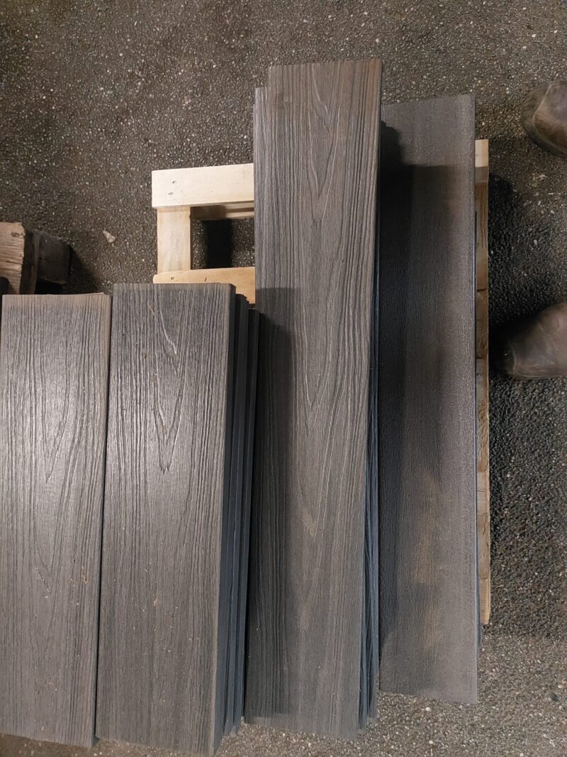 Partij massieve Wpc Fiberdeck planken 24x140mm