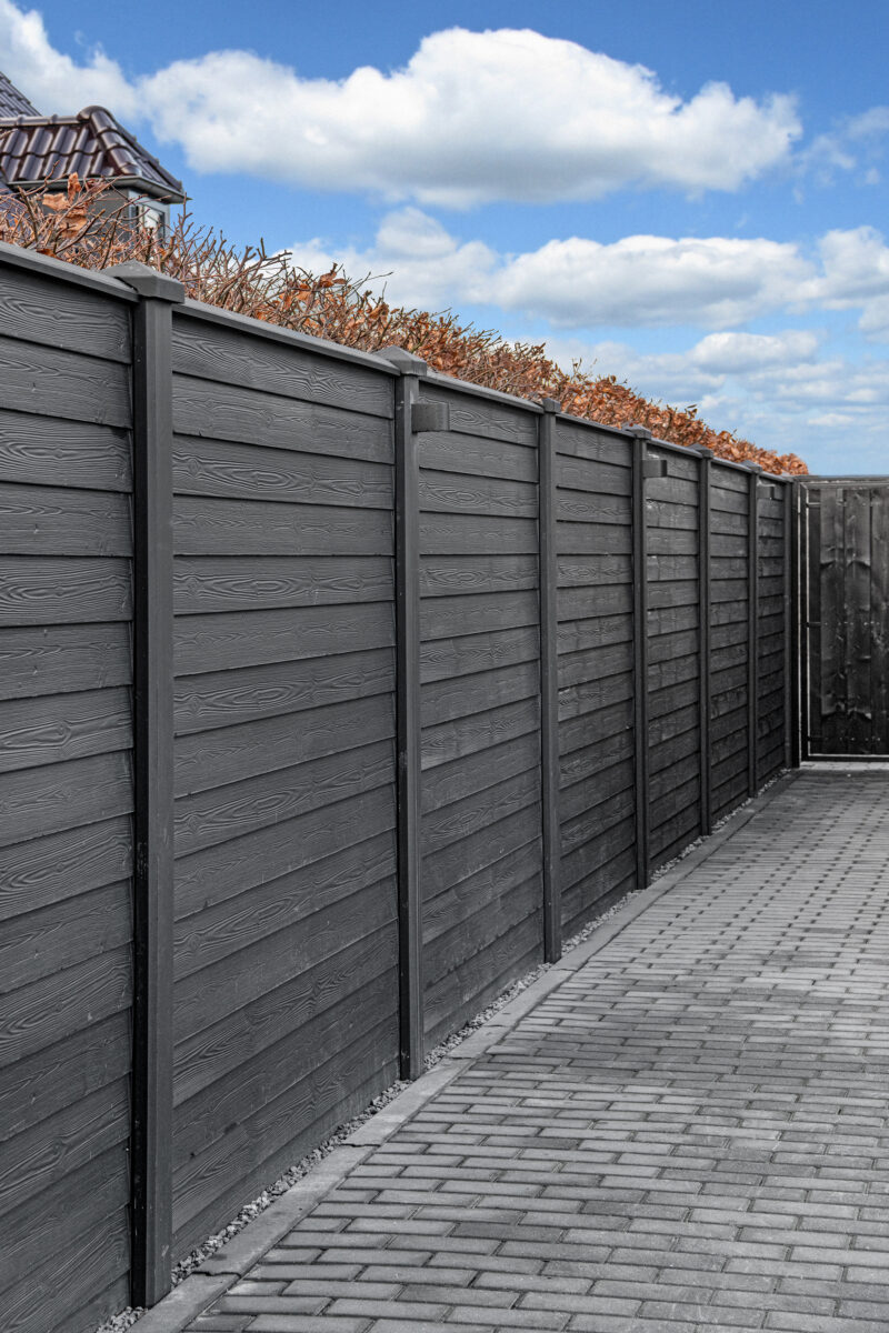 Berton©-E-sleufpaal Vecht antraciet 10 x 10 x 250 cm tussenmodel