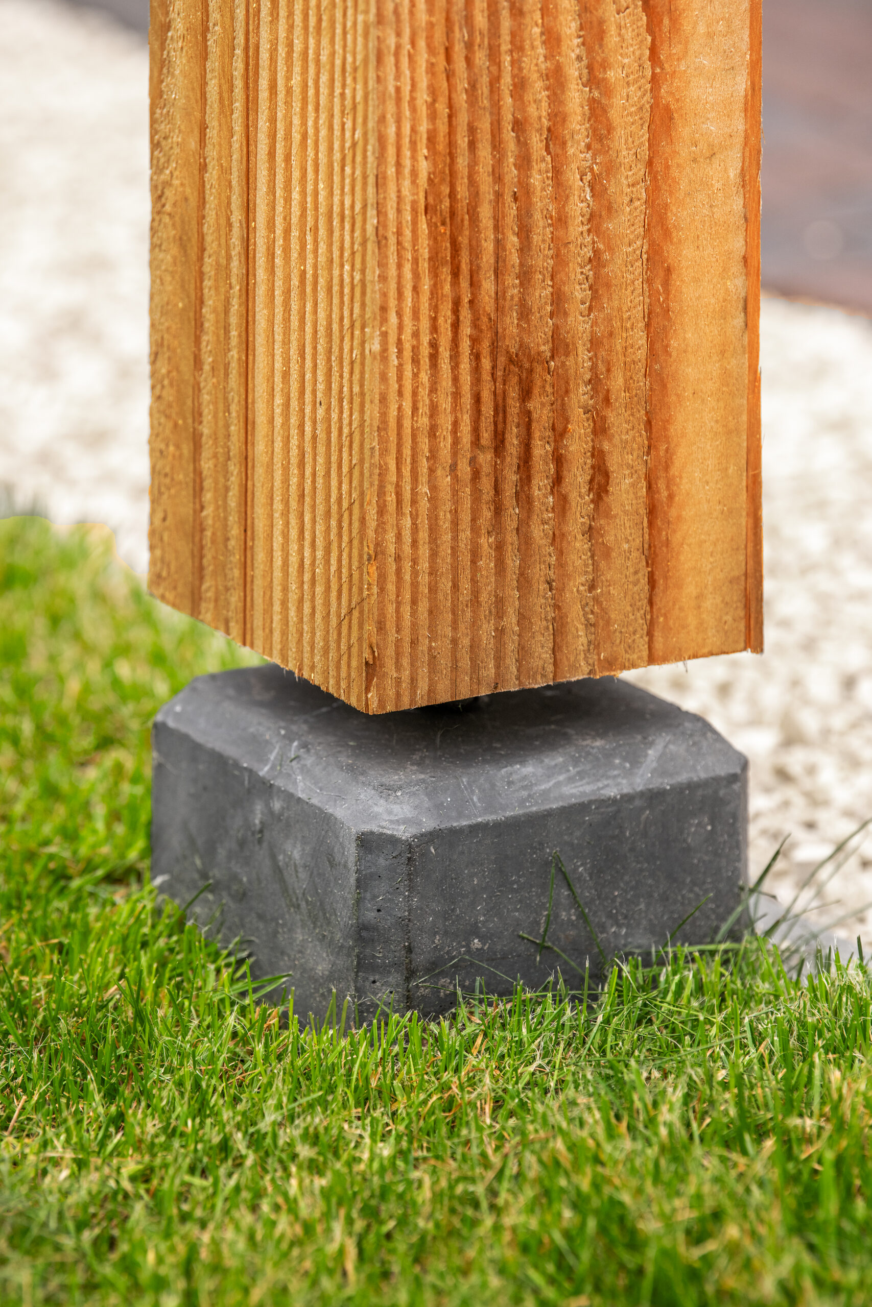 Berton© betonpoer (18,0 x 18,0) > (15,0 x 15,0) x 50,0 cm, antraciet, M16-bus, Eco