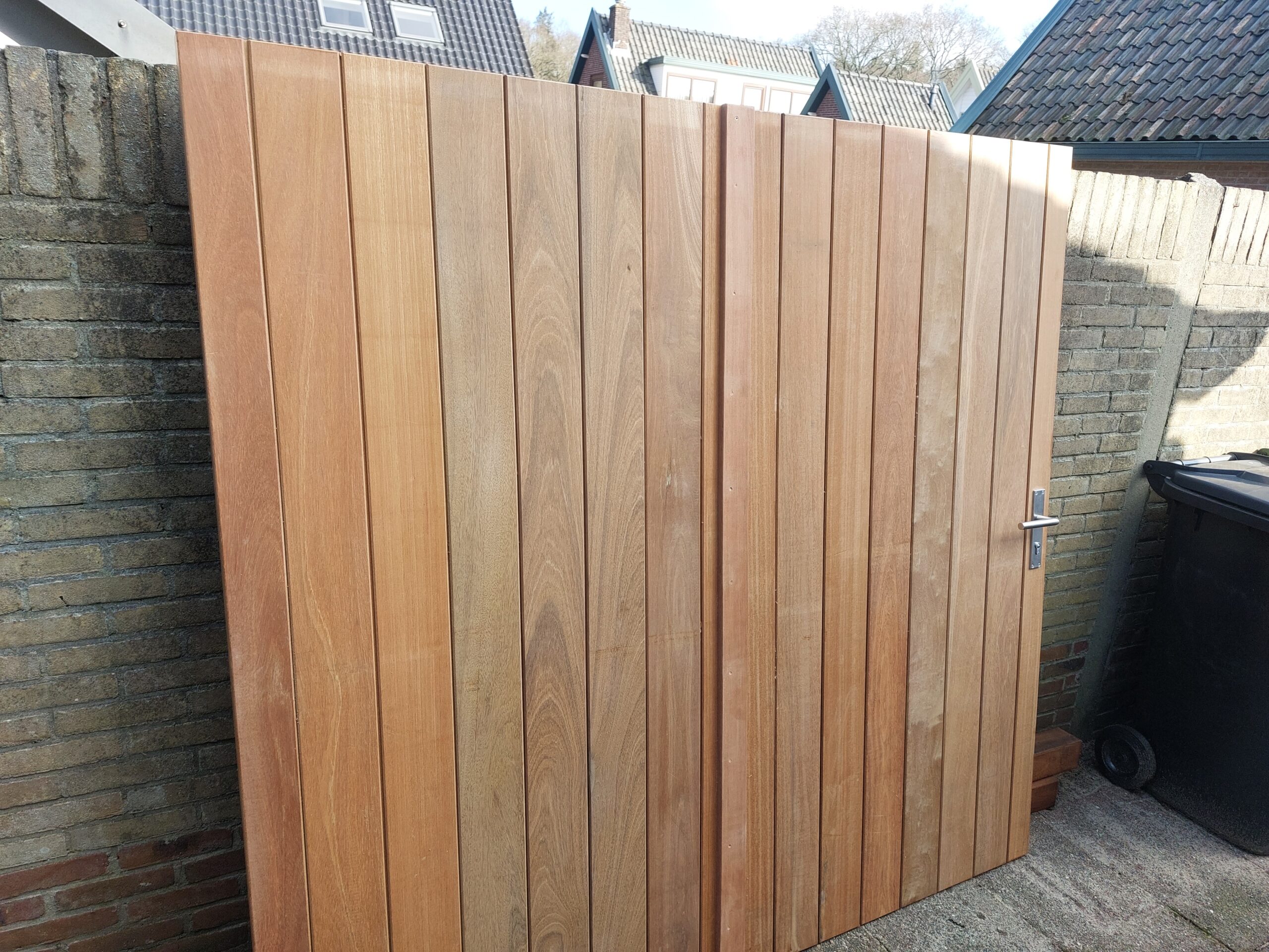 Dubbele Poort Bankirai Belmonte Robuust "STRAK"180cm hoogte "eigen productie"  MAATWERK!! Breedte vanaf 200cm tot maar liefst 360cm