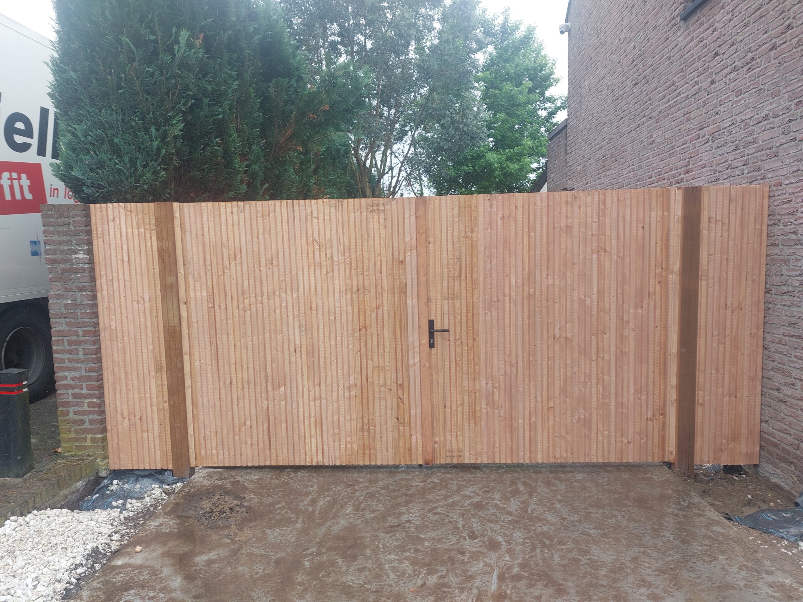 Dubbele Tuindeur Triple profiel diverse kleuren en houtsoorten 200 t/m 400cm, hoogte 155>200cm "Horizontaal of verticaal"