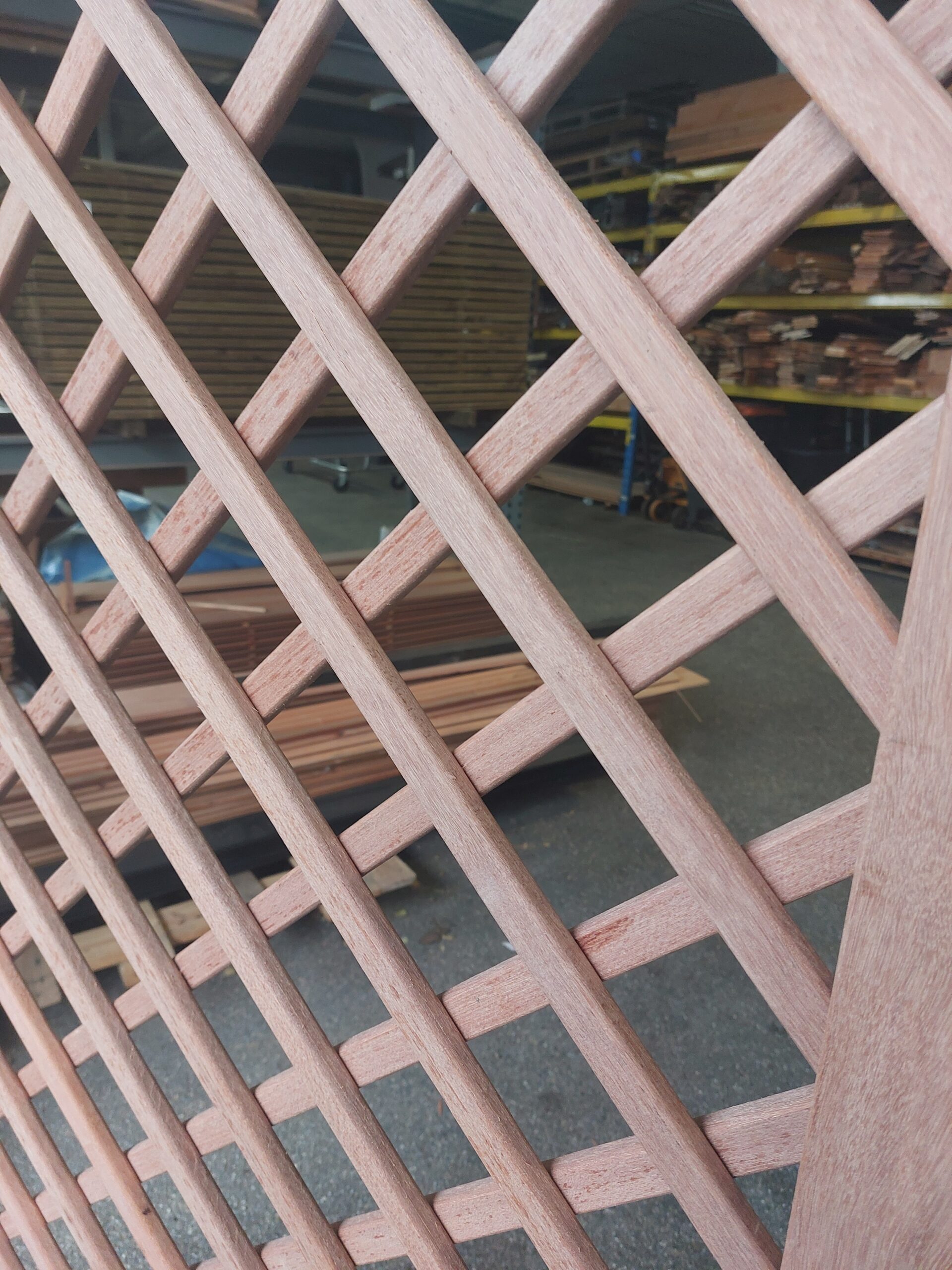 Maatwerk trellis of louvre schermen hardhout, hoge kwaliteit!!