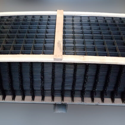 Gaaspaneel Zwart Geplastificeerd 80x170cm (Maas: 75x75mm) [4mm]