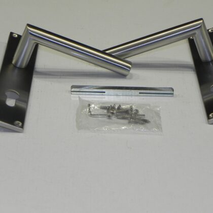 Deurschild en deurkruk RVS 72mm