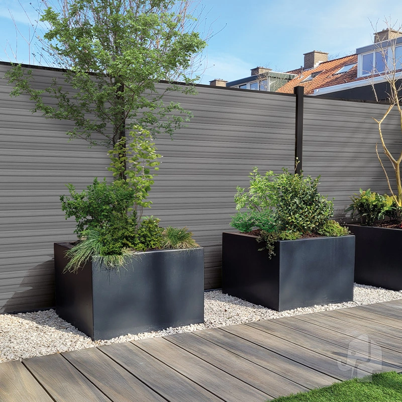 025160 | Lamel | Houtcomposiet | Natural Grey | Co-Ex | FSC© | 2x14.1x180cm