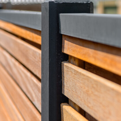 Tuinscherm Prinsenbeek, bangkirai hardhout, RVS-geschroefd, 40-planks (36+4) 180 x 180 cm